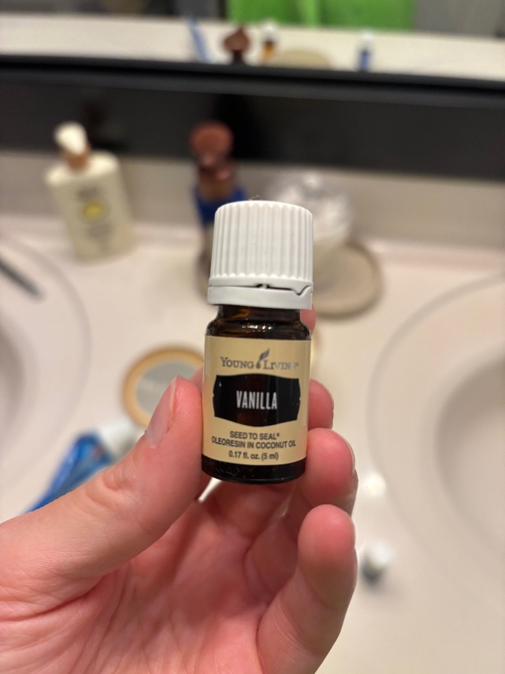 Young living vanilla essential oil